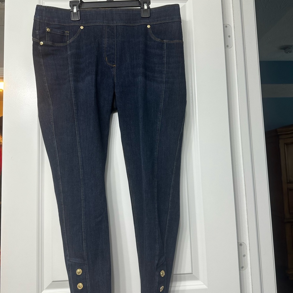 Petite Large Dark Wash Denim Jeggings with Slim Fit and Ankle Detail